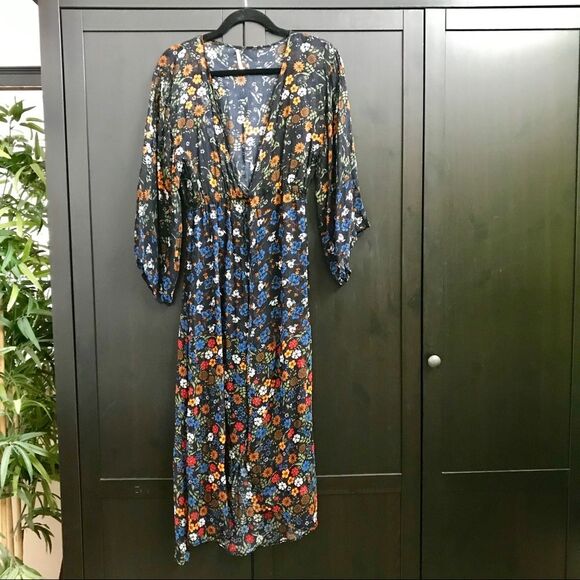 Anthropologie Tops - Anthropologie Floreat Gorgeous Floral Print Kimono